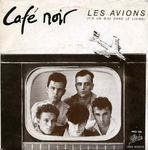 Caf� noir - Les avions (y'a un B 52 dans le living)